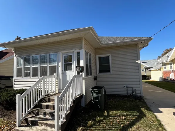 806 Marsh St, Waterloo, IA 50701