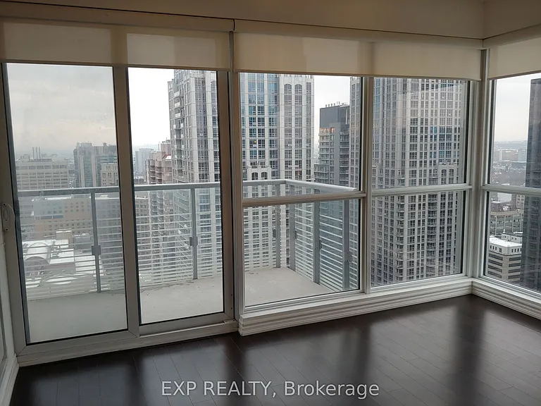 386 Yonge St #3115 — Photo 6
