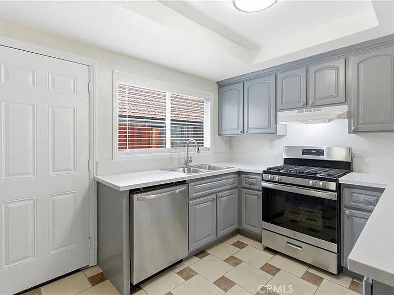 7082 Heil Ave #1 — Photo 3