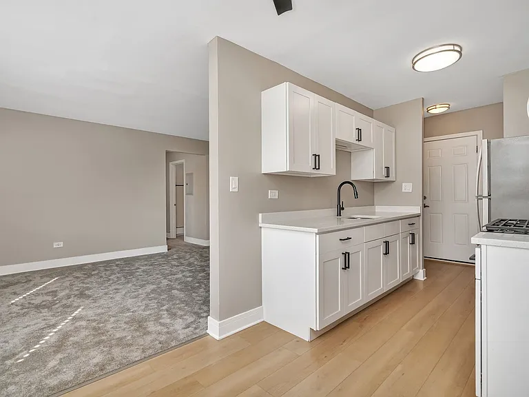 Parkside Apartments — Photo 31