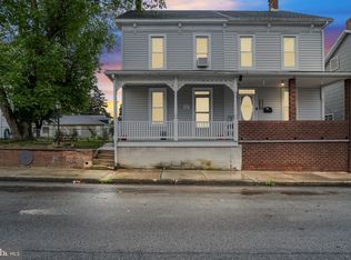 247 Locust St, Hanover, PA 17331