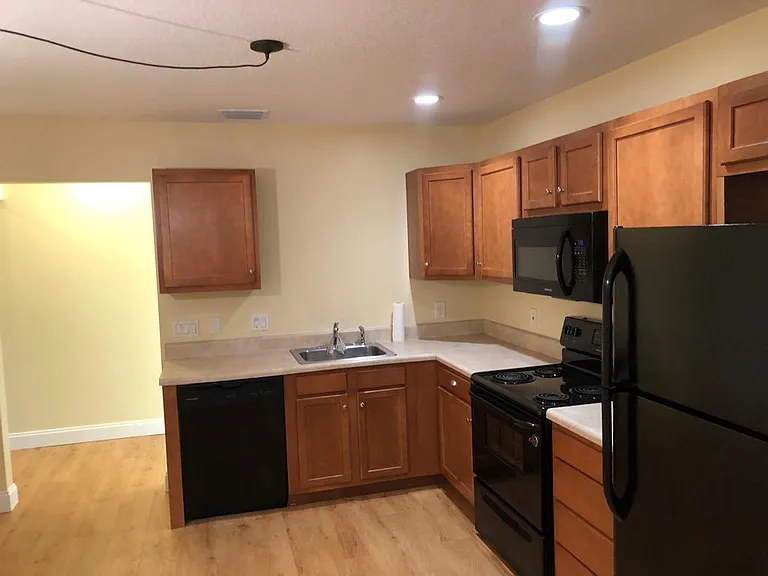 1521 Masters Dr — Photo 10