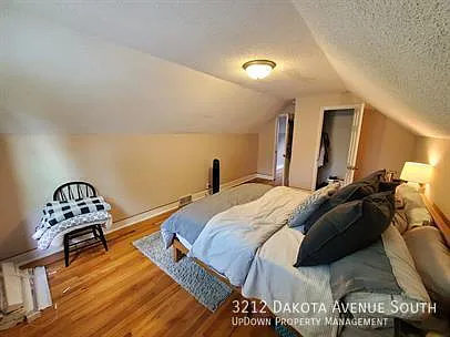 3212 Dakota Ave S — Photo 9