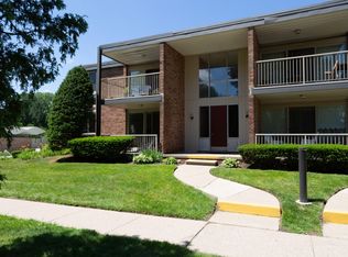 4045 W Maple Rd APT C101-101-1, Bloomfield Hills, MI 48301