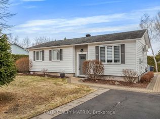 636 Front Rd W, Champlain, ON K0B1K0