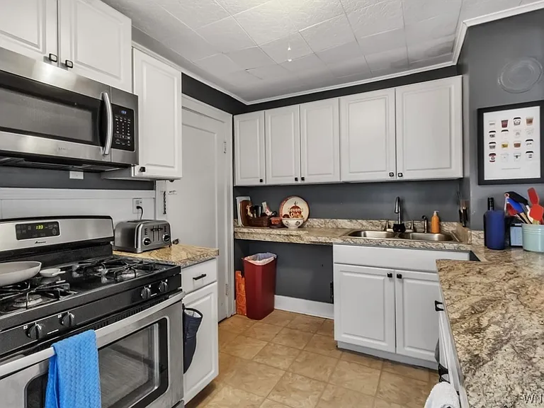 4 Avery Ave #2 — Photo 4