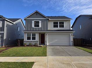 10476 SE Heritage Rd, Happy Valley, OR 97086