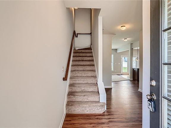 3rd image of 51 Greenfield Dr Unit 51