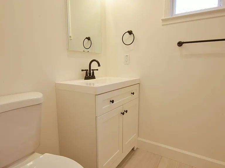 1445 Elam Ave — Photo 11