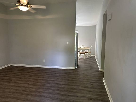 2nd image of 124 Allyson Dr