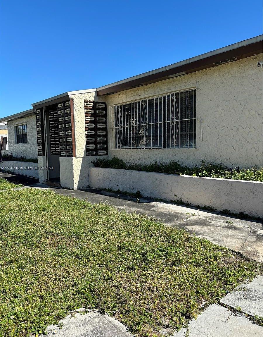 1270 North Dr, Miami, FL 33179 | Zillow