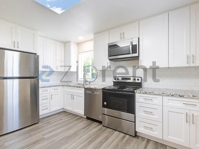 8385 Laporte Way #ADU — Photo 9