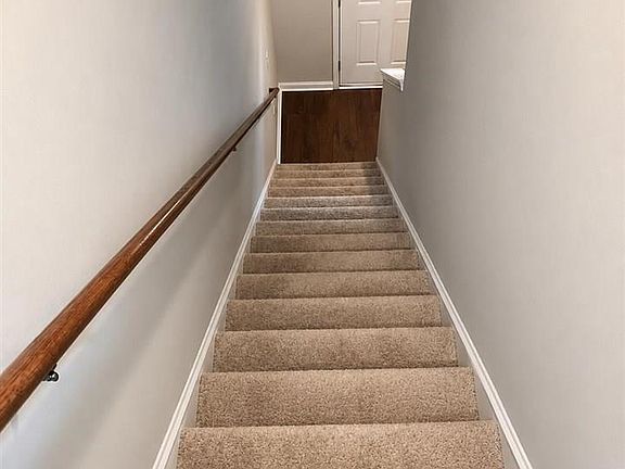 5th image of 154 Buchanan Cir