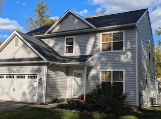 1904 Opossum Ave, Green Lane, PA 18054