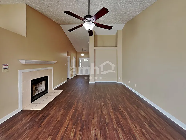 769 Kingston Cir — Photo 5