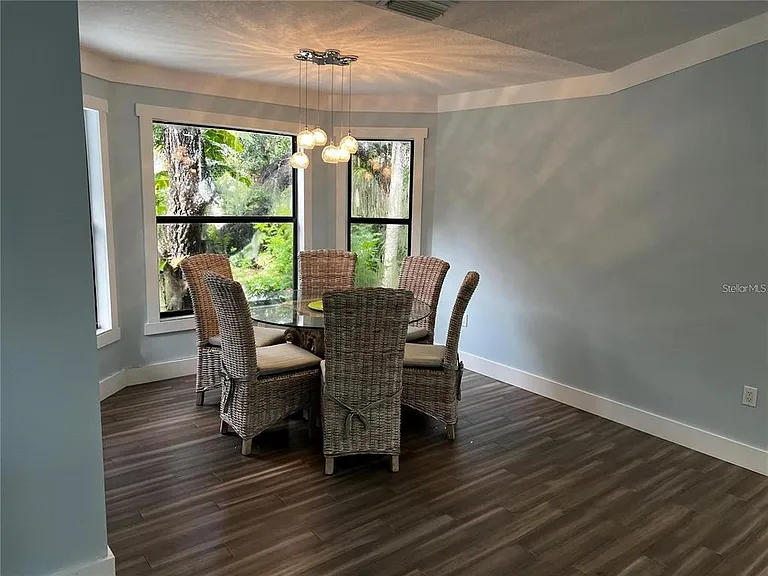 4594 Trails Dr — Photo 24