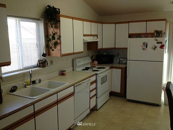 5th image of 713 N Penrose Street