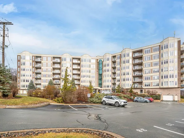 94 Bedros Ln Unit 506, Halifax, NS B3M 4X3