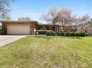 210 S Hershey Rd, Bloomington, IL 61704