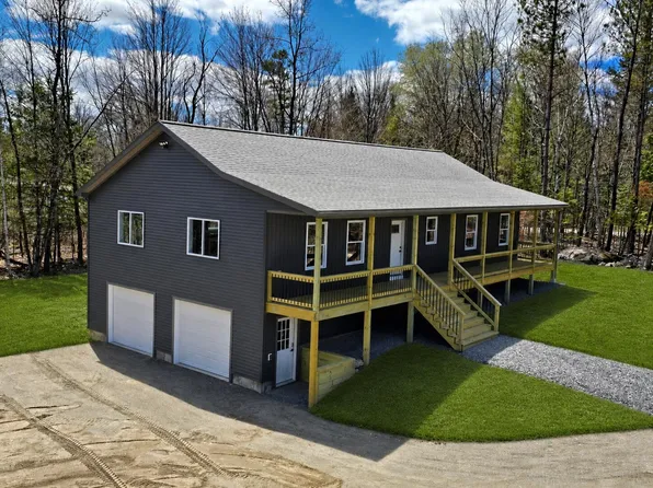 5 Holly Lane, Cornville, ME 04976