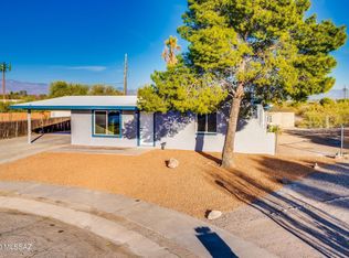 3011 S Lands End Rd, Tucson, AZ 85713