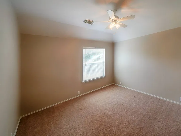 4736 Green Bluff Dr — Photo 43