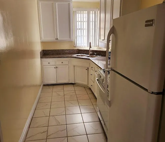 7357 Woodman Ave — Photo 3