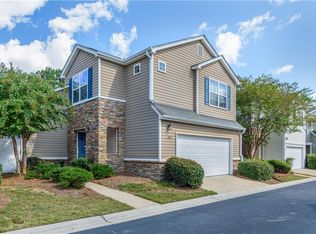 293 Hiawassee Dr, Woodstock, GA 30188