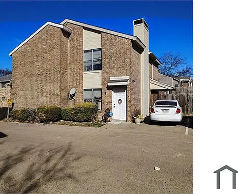 111 Country Bend Dr — Photo 1