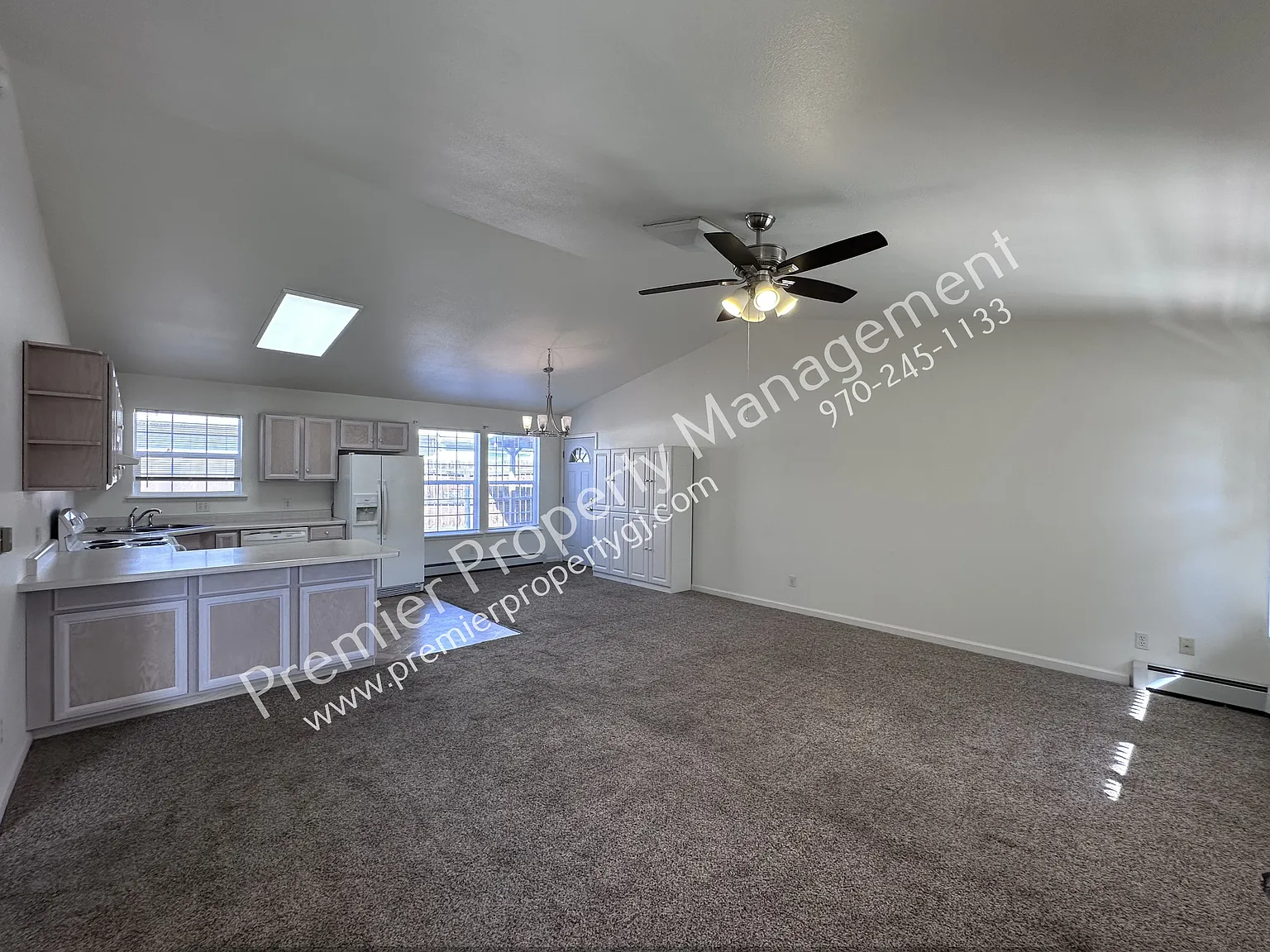 3 bed, 2.0 bath, $1,800 — Photo 2