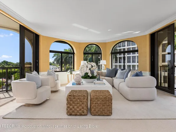 200 Bradley Pl APT 301, Palm Beach, FL 33480