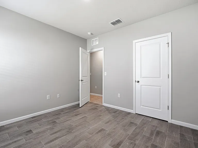 1530 Finnigan Cir — Photo 20