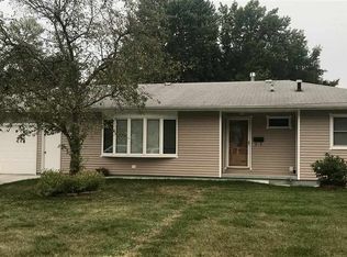 2619 Edgemont Ave, Waterloo, IA 50702