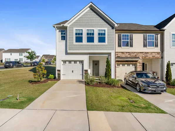 1201 Channel Drop Loop, Zebulon, NC 27597