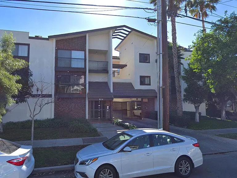 814 E Windsor Rd #107 — Photo 18