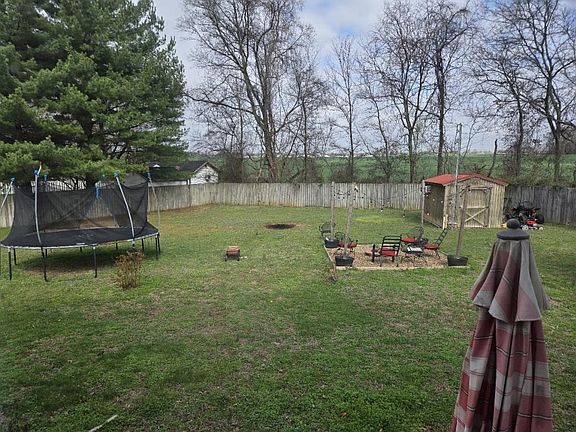 4th image of 1403 Addison Dr
