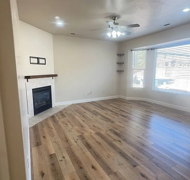 1570 S West Canyon Dr — Photo 3
