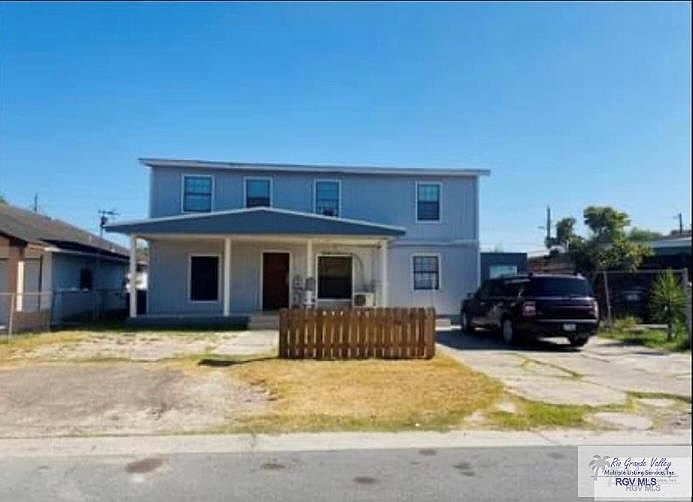 1st image of 104 Velma St