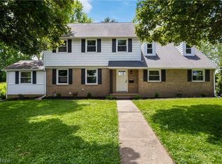 802 Edgewood St SE, North Canton, OH 44720