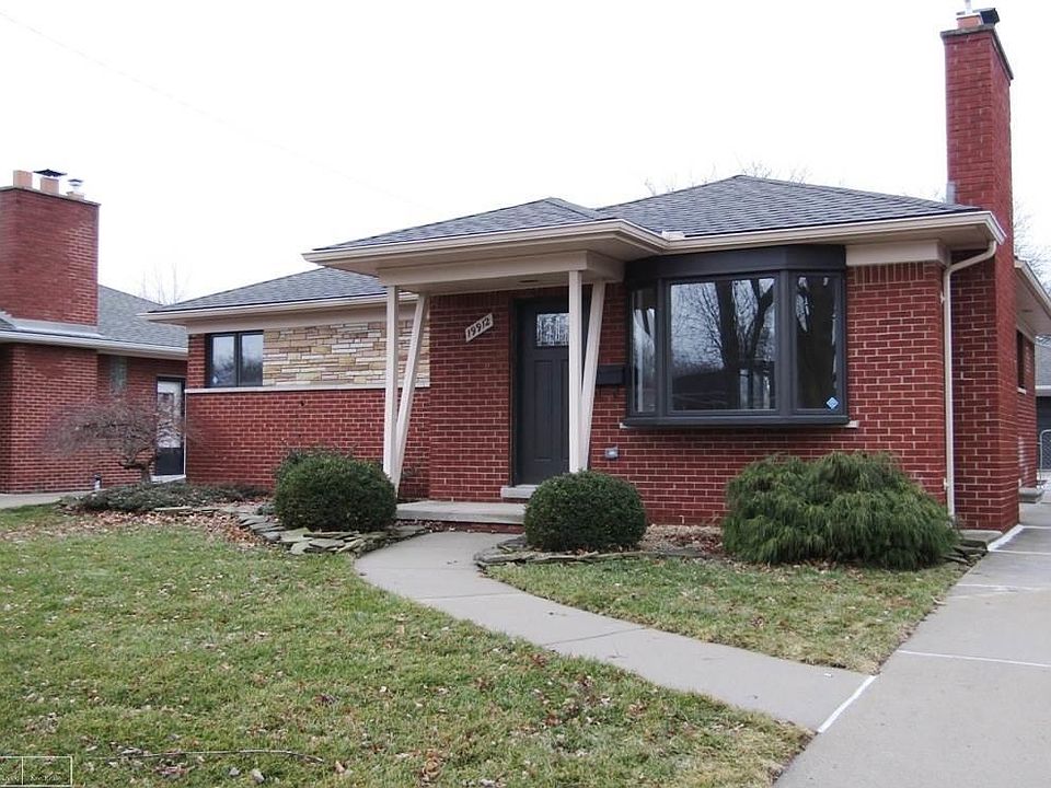 1st image of 19912 Edmunton St