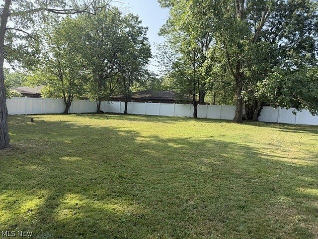 1st image of 23747 Blackburn Rd