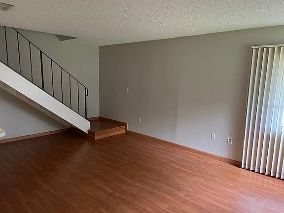 5th image of 1827 Bough Ave Unit 2