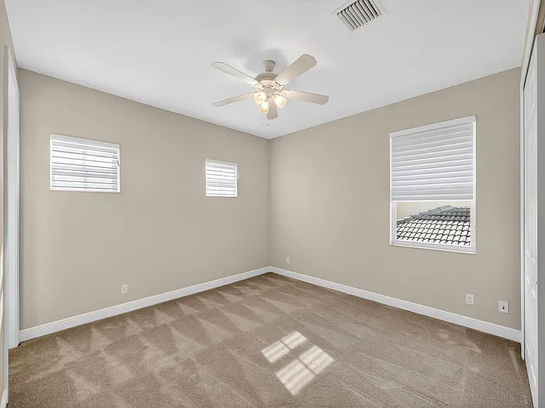 12054 Aviles Circle Palm — Photo 31