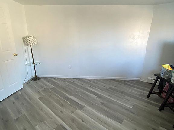4th image of 20 James Pl #1