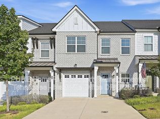 107 Dameron Dr, Hendersonville, TN 37075