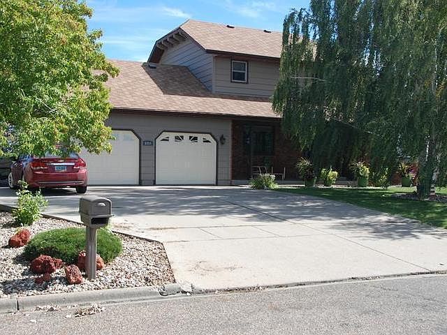 1st image of 1814 6th Ave NE