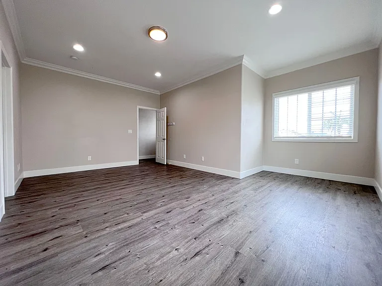 9362 Leilani Dr — Photo 29
