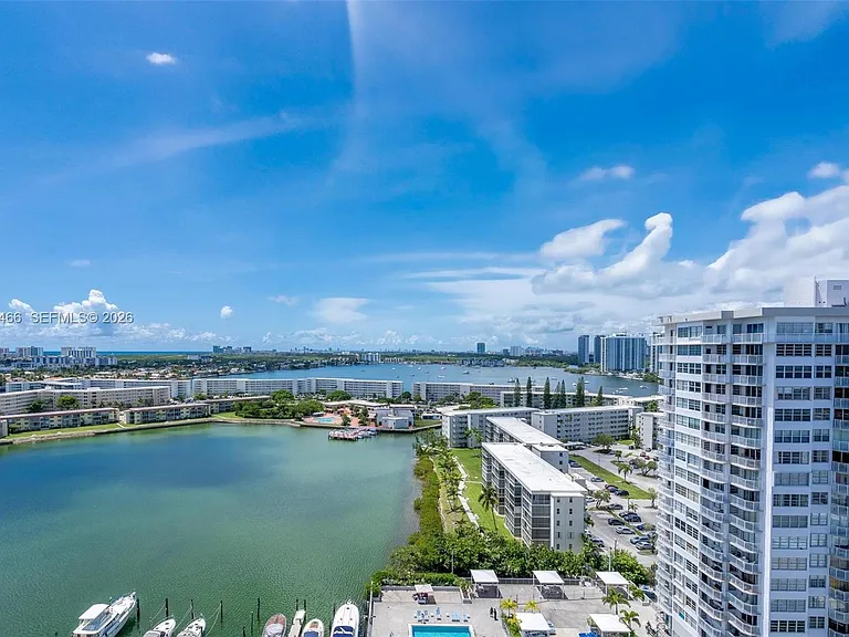 18081 Biscayne Blvd #1903 — Photo 4