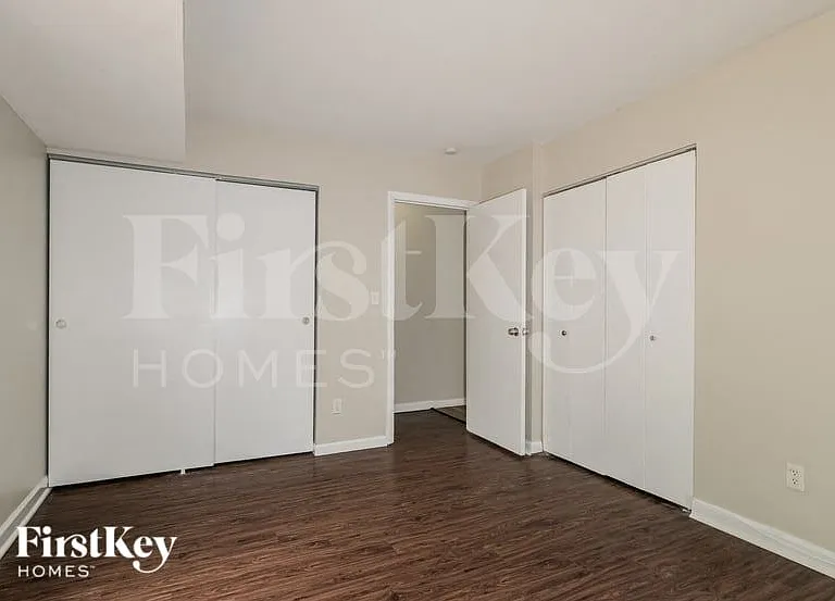 455 Down Hill Dr — Photo 9
