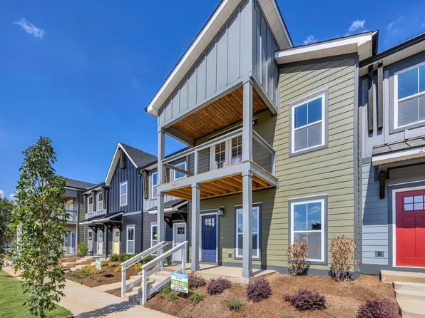 2433 E 17th St, Chattanooga, TN 37404